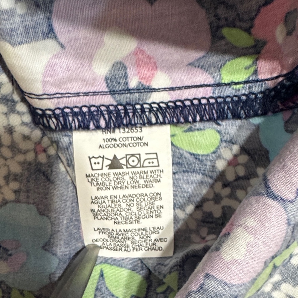 Scrub Top - Picture 9 of 11